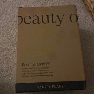 Aira by Vanity planet Facial steamer